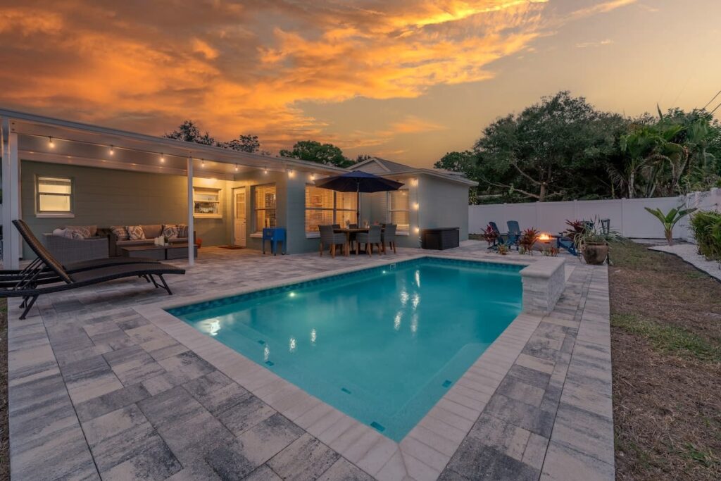 10minutes to IndianRocksBeach•Heated Pool•Fire Pit Main Image