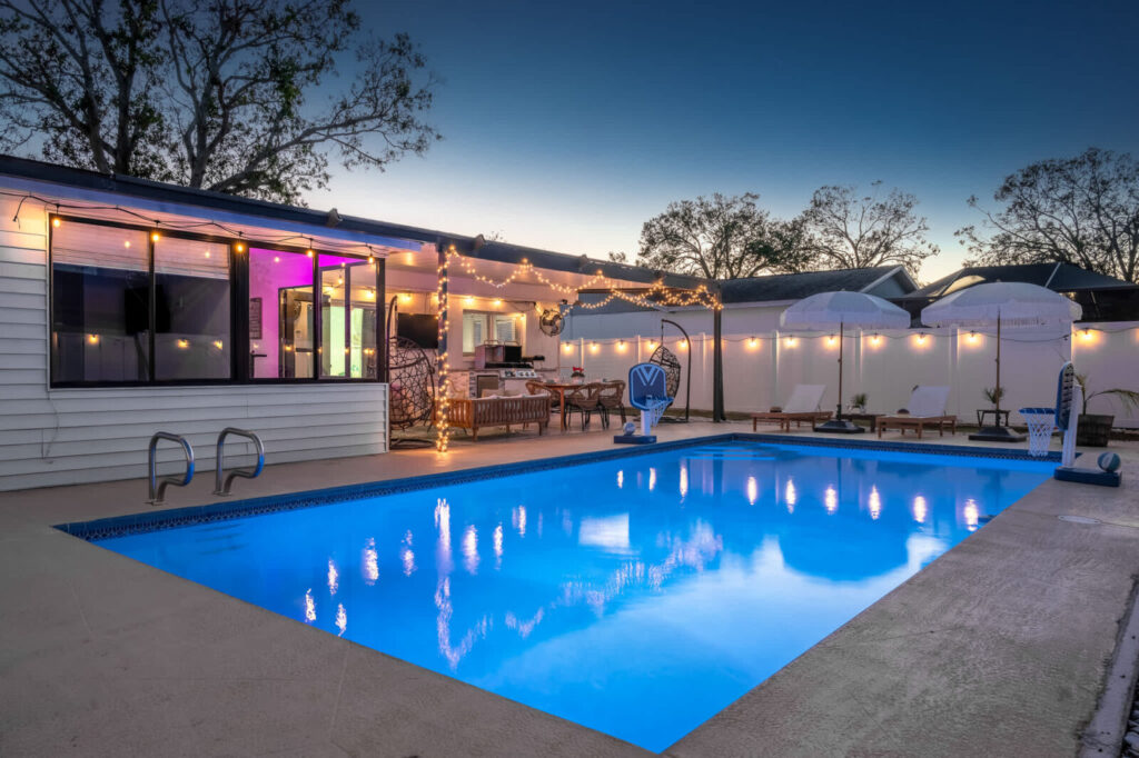 Saint Pete Beach•Heated Pool•Gameroom/Mini theatre Main Image