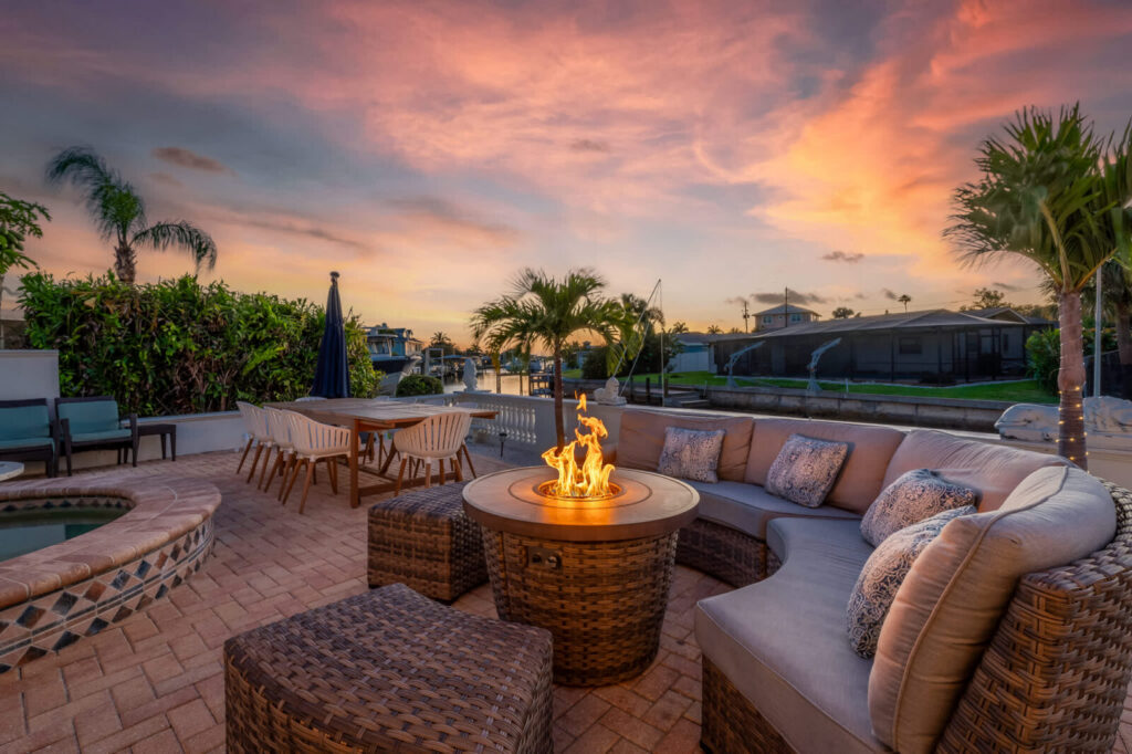 Luxury Waterfront, Heated Pool, Indian Rocks Beach Main Image