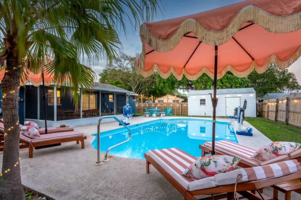 15 Minutes to Beach,Private Pool,Mini-golf,FirePit Main Image